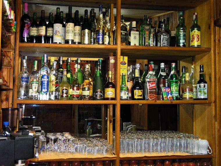 Hotel Vesta Kazanluk Bagian luar foto